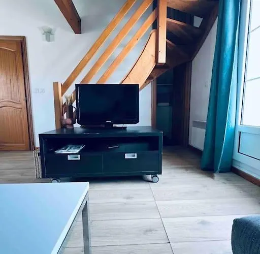 Magnifique Appartement Traversant Avec Vue Sur Le Golf